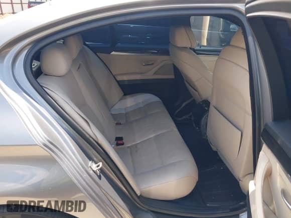 2012 BMW 5 Series 535i с VIN WBAFR7C56CC808109, выставлен на аукционе IAAI как лот 42980649 с пробегом 129 177 миль миль и . История ставок и продаж доступна на DreamBid. Изображение 8.