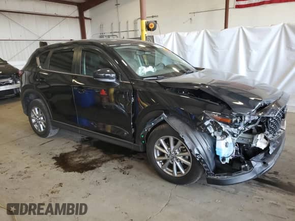 2022 Mazda CX-5 S Preferred with VIN JM3KFBCM4N0640941, listed as a Copart auction lot 83886595 with 31,165 mi miles and Salvage title. Bid and sale history available at DreamBid. Image 4.