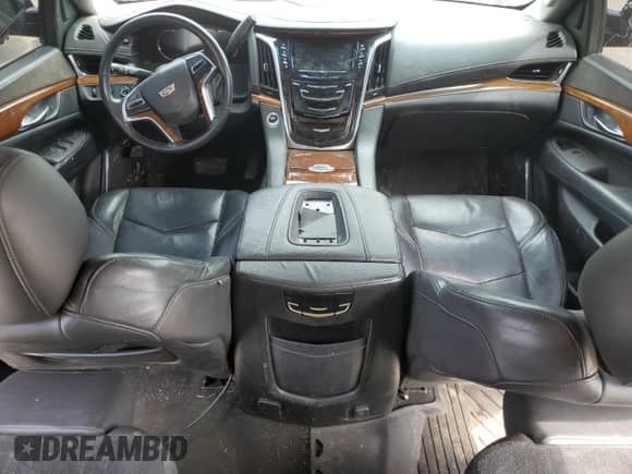 2017 Cadillac Escalade Luxury z VIN 1GYS4BKJ9HR197587, wystawiony jako Copart lot #53399435 z przebiegiem Nie podano mil oraz Czysty tytuł • Clean title. Historia ofert i sprzedaży dostępna na DreamBid. Obrazek 8.