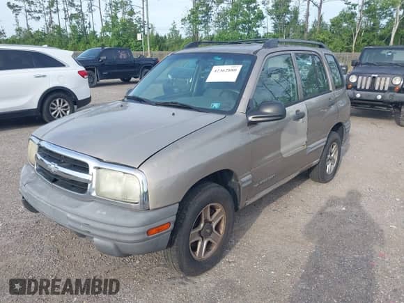 2003 Chevrolet Tracker с VIN 2CNBJ13C436944408, выставлен на аукционе IAAI как лот 42362880 с пробегом 213 813 миль миль и . История ставок и продаж доступна на DreamBid. Изображение 6.