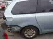 2015 Toyota Sienna XLE z VIN 5TDYK3DC6FS553342, wystawiony jako IAAI lot #43032134 z przebiegiem 79 273 mil mil oraz . Historia ofert i sprzedaży dostępna na DreamBid. Obrazek 4.