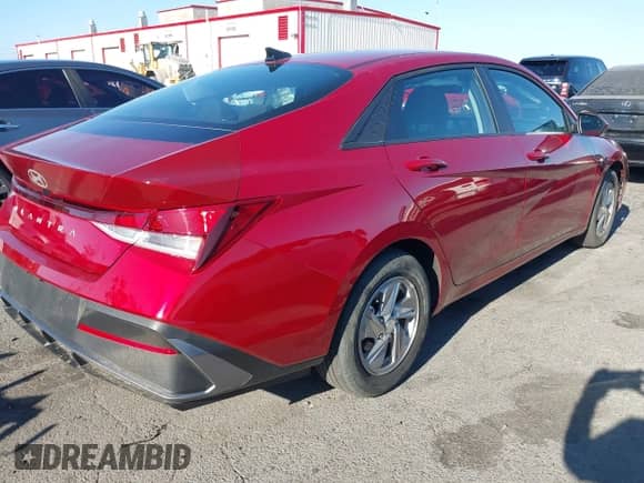 2025 Hyundai Elantra SE with VIN KMHLL4DG3SU988224, listed as a IAAI auction lot 43156277 with 4,692 mi miles and . Bid and sale history available at DreamBid. Image 4.