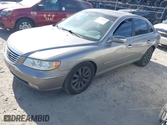 2009 Hyundai Azera Limited with VIN KMHFC46F09A372008, listed as a IAAI auction lot 42324933 with 142,300 mi miles and . Bid and sale history available at DreamBid. Image 2.
