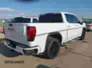 2023 GMC Sierra 1500 Denali z VIN 3GTUUGED4PG345211, wystawiony jako IAAI lot #42995625 z przebiegiem 63 396 mil mil oraz . Historia ofert i sprzedaży dostępna na DreamBid. Obrazek 4.
