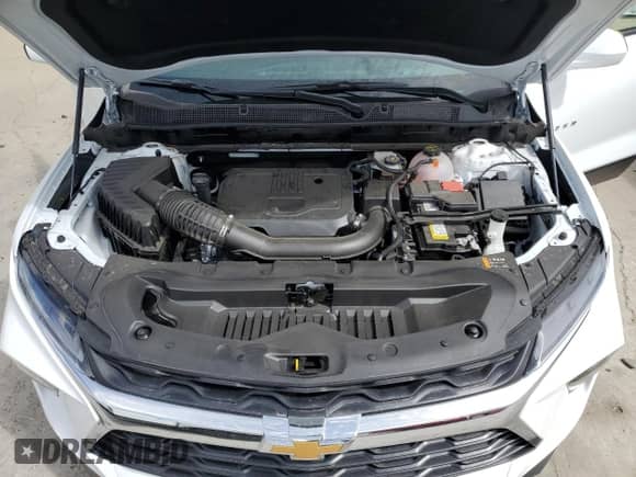 2025 Chevrolet Blazer LT with VIN 3GNKBHR46SS203176, listed as a Copart auction lot 72030985 with 3,264 mi miles and Non repairable. Bid and sale history available at DreamBid. Image 12.