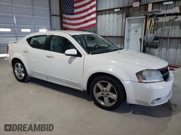 2008 Dodge Avenger R/T z VIN 1B3LC76M28N191380, wystawiony jako Copart lot #63839695 z przebiegiem 235 502 mil mil oraz Szkoda całkowita • Salvage title. Historia ofert i sprzedaży dostępna na DreamBid. Obrazek 4.