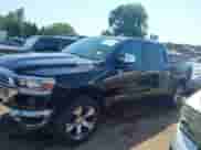 2022 Ram 1500 Laramie z VIN 1C6SRFJT1NN208156, wystawiony jako IAAI lot #42939525 z przebiegiem 61 304 mil mil oraz . Historia ofert i sprzedaży dostępna na DreamBid. Obrazek 14.