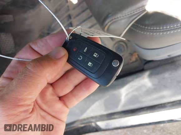 2015 Chevrolet Impala LTZ with VIN 2G1165S39F9204116, listed as a IAAI auction lot 43099588 with 164,148 mi miles and . Bid and sale history available at DreamBid. Image 11.