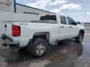 2016 Chevrolet Silverado 2500HD Work Truck z VIN 1GC2KUEG7GZ142626, wystawiony jako Copart lot #59908135 z przebiegiem 172 615 mil mil oraz Czysty tytuł • Clean title. Historia ofert i sprzedaży dostępna na DreamBid. Obrazek 3.