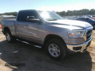 2022 Ram 1500 Big Horn z VIN 1C6SRFBT6NN146445, wystawiony jako IAAI lot #43350458 z przebiegiem 57 894 mil mil oraz . Historia ofert i sprzedaży dostępna na DreamBid. Obrazek 1.