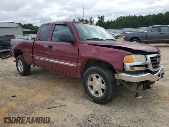 2005 GMC Sierra 1500 SLE z VIN 1GTEK19Z55Z103134, wystawiony jako Copart lot #68221445 z przebiegiem 197 003 mil mil oraz Szkoda całkowita • Salvage title. Historia ofert i sprzedaży dostępna na DreamBid. Obrazek 4.