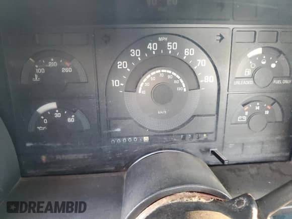 1991 GMC Sierra 1500 с VIN 1GTDK14K2ME501736, выставлен на аукционе Copart как лот 81644004 с пробегом Не указан миль и Чистый • Clean title. История ставок и продаж доступна на DreamBid. Изображение 9.