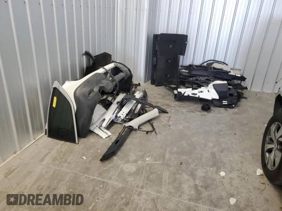 2024 Subaru Ascent Premium с VIN 4S4WMAEDXR3436216, выставлен на аукционе Copart как лот 52705495 с пробегом 30 583 миль миль и Чистый • Clean title. История ставок и продаж доступна на DreamBid. Изображение 13.