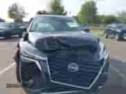 2024 Nissan Kicks SV с VIN 3N1CP5CV4RL552987, выставлен на аукционе IAAI как лот 43227352 с пробегом 13 520 миль миль и . История ставок и продаж доступна на DreamBid. Изображение 6.