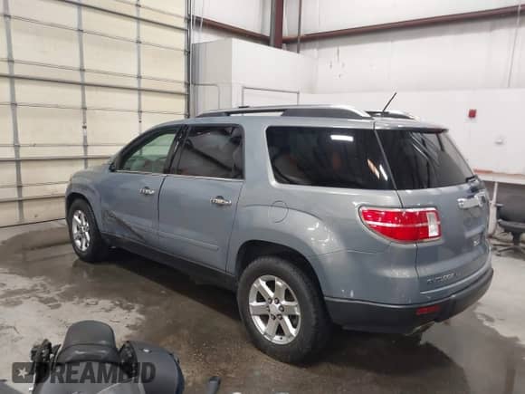 2007 Saturn Outlook XR with VIN 5GZEV23747J139188, listed as a IAAI auction lot 42624300 with 199,164 mi miles and . Bid and sale history available at DreamBid. Image 3.
