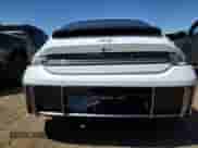 2023 Hyundai Ioniq 6 Preferred z VIN KMHM34AC2PA046728, wystawiony jako Copart lot #67137284 z przebiegiem 5 212 mil mil oraz Szkoda całkowita • Salvage title. Historia ofert i sprzedaży dostępna na DreamBid. Obrazek 6.