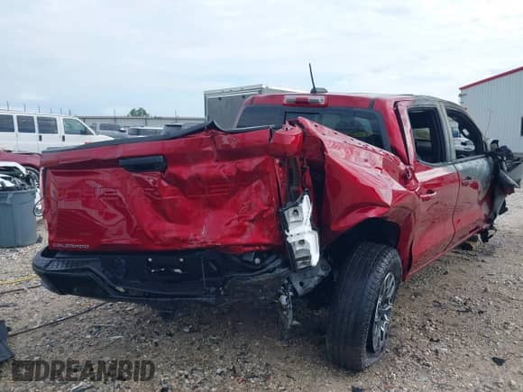 2023 Chevrolet Colorado 4WD Z71 with VIN 1GCPTDEK5P1229334, listed as a IAAI auction lot 42201772 with Not provided miles and . Bid and sale history available at DreamBid. Image 6.