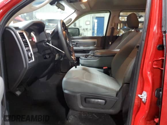 2017 Ram 1500 SLT z VIN 1C6RR7GT5HS652447, wystawiony jako Copart lot #43606715 z przebiegiem 85 238 mil mil oraz Szkoda całkowita • Salvage title. Historia ofert i sprzedaży dostępna na DreamBid. Obrazek 7.