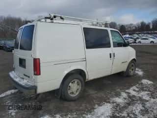 2002 Chevrolet Astro Cargo with VIN 1GCDL19X62B131620, listed as a Copart auction lot 86748144 with Not provided miles and Salvage title. Bid and sale history available at DreamBid. Image 3.