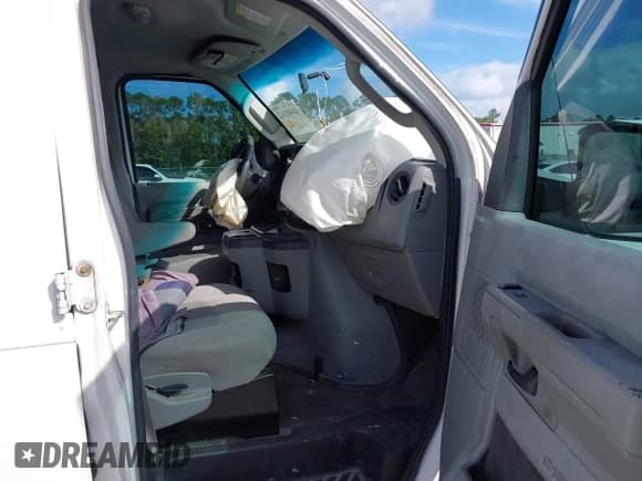 2013 Ford Econoline Cargo Commercial with VIN 1FTNE2EW0DDA41310, listed as a IAAI auction lot 43405112 with 185,163 mi miles and . Bid and sale history available at DreamBid. Image 5.