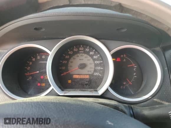 2006 Toyota Tacoma с VIN 5TEUX42N06Z159994, выставлен на аукционе Copart как лот 90085575 с пробегом 269 921 миль миль и Чистый • Clean title. История ставок и продаж доступна на DreamBid. Изображение 9.