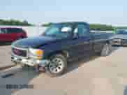 2005 GMC Sierra 1500 Work Truck z VIN 1GTEC14X05Z190508, wystawiony jako IAAI lot #42404098 z przebiegiem 169 043 mil mil oraz . Historia ofert i sprzedaży dostępna na DreamBid. Obrazek 2.