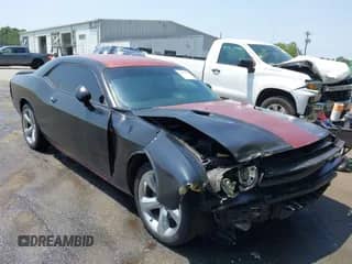 2013 Dodge Challenger SXT с VIN 2C3CDYAG1DH500606, выставлен на аукционе IAAI как лот 42307488 с пробегом 200 486 миль миль и . История ставок и продаж доступна на DreamBid. Изображение 1.