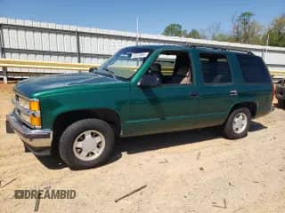 1999 Chevrolet Tahoe with VIN 1GNEC13R3XJ382890, listed as a Copart auction lot 53373665 with 204,962 mi miles and Clean title. Bid and sale history available at DreamBid. Image 1.