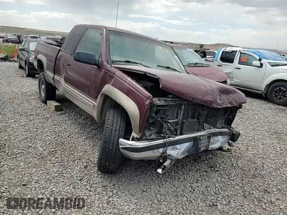 1998 Chevrolet Silverado 2500 с VIN 1GCGK29R0WE209238, выставлен на аукционе Copart как лот 65289165 с пробегом 141 791 миль миль и Списание • Salvage title. История ставок и продаж доступна на DreamBid. Изображение 14.