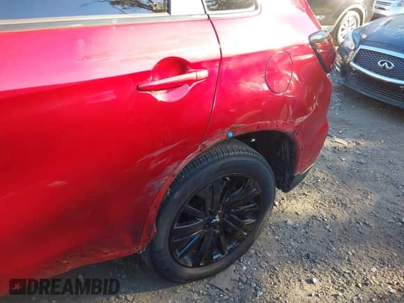 2023 Mitsubishi Outlander ES с VIN JA4ARUAU2PU013946, выставлен на аукционе IAAI как лот 43321764 с пробегом 12 826 миль миль и . История ставок и продаж доступна на DreamBid. Изображение 17.