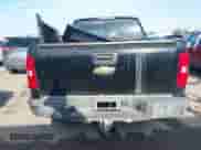 2011 Chevrolet Silverado 1500 LT с VIN 3GCPCSE05BG406462, выставлен на аукционе IAAI как лот 42725870 с пробегом 242 516 миль миль и . История ставок и продаж доступна на DreamBid. Изображение 16.