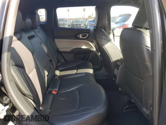 2025 Jeep Compass Limited z VIN 3C4NJDCN7ST577440, wystawiony jako Copart lot #84908165 z przebiegiem 12 289 mil mil oraz Nie do naprawy • Non repairable. Historia ofert i sprzedaży dostępna na DreamBid. Obrazek 11.