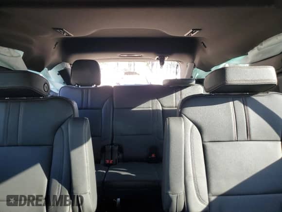 2022 Chevrolet Tahoe RST z VIN 1GNSCRKD0NR177064, wystawiony jako Copart lot #50242115 z przebiegiem 64 193 mil mil oraz Szkoda całkowita • Salvage title. Historia ofert i sprzedaży dostępna na DreamBid. Obrazek 10.