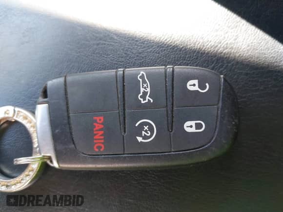2015 Chrysler 300 S с VIN 2C3CCABG9FH922537, выставлен на аукционе IAAI как лот 43510505 с пробегом 123 960 миль миль и . История ставок и продаж доступна на DreamBid. Изображение 11.