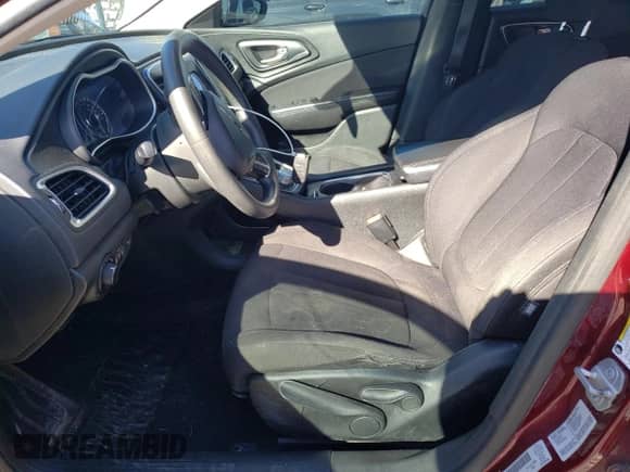 2015 Chrysler 200 LX с VIN 1C3CCCFB9FN644577, выставлен на аукционе Copart как лот 85254685 с пробегом 212 847 миль миль и Списание • Salvage title. История ставок и продаж доступна на DreamBid. Изображение 7.