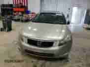 2010 Honda Accord EX z VIN 1HGCP2F71AA085176, wystawiony jako Copart lot #42052725 z przebiegiem 142 334 mil mil oraz Szkoda całkowita • Salvage title. Historia ofert i sprzedaży dostępna na DreamBid. Obrazek 11.