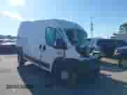 2020 Ram ProMaster Cargo z VIN 3C6TRVBG8LE127219, wystawiony jako IAAI lot #41229938 z przebiegiem Nie podano mil oraz . Historia ofert i sprzedaży dostępna na DreamBid. Obrazek 1.