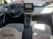 2025 Toyota Corolla Cross L с VIN 7MUAAAAG5SV132051, выставлен на аукционе Copart как лот 70994155 с пробегом 5 355 миль миль и Списание • Salvage title. История ставок и продаж доступна на DreamBid. Изображение 8.