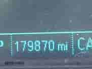 2015 Chevrolet Equinox LT z VIN 2GNFLFE36F6239714, wystawiony jako IAAI lot #41995963 z przebiegiem 179 870 mil mil oraz . Historia ofert i sprzedaży dostępna na DreamBid. Obrazek 16.