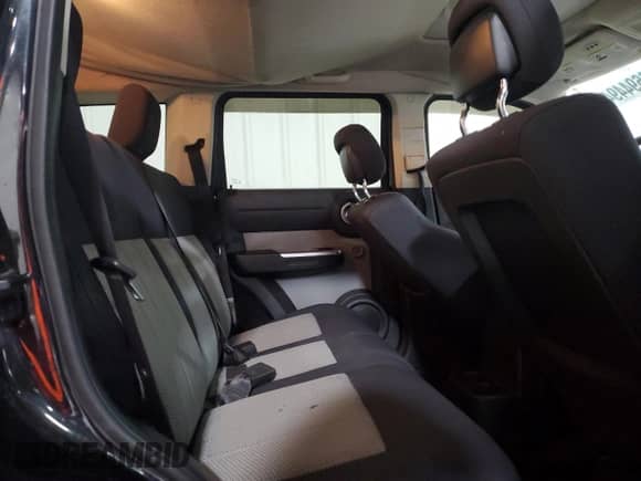 2010 Dodge Nitro with VIN 1D4PU6GX7AW157194, listed as a Copart auction lot 86694494 with 102,837 mi miles and Salvage title. Bid and sale history available at DreamBid. Image 11.