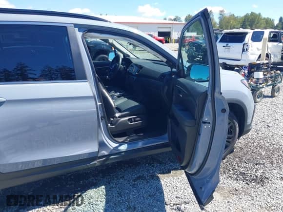 2022 Honda Pilot Special Edition z VIN 5FNYF6H28NB053015, wystawiony jako IAAI lot #42980245 z przebiegiem 27 286 mil mil oraz . Historia ofert i sprzedaży dostępna na DreamBid. Obrazek 5.