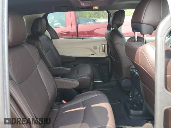 2022 Toyota Sienna Platinum с VIN 5TDESKFC4NS046187, выставлен на аукционе Copart как лот 67244075 с пробегом 21 699 миль миль и Списание • Salvage title. История ставок и продаж доступна на DreamBid. Изображение 11.