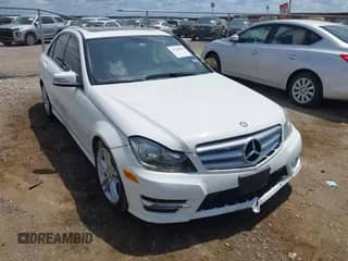 2013 Mercedes-Benz C 250 Sport с VIN WDDGF4HB9DR280132, выставлен на аукционе IAAI как лот 42920842 с пробегом 91 010 миль миль и . История ставок и продаж доступна на DreamBid. Изображение 1.