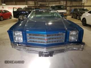 1976 Chevrolet Monte Carlo z VIN 1H57V6D483055, wystawiony jako Copart lot #55043985 z przebiegiem 18 625 mil mil oraz Szkoda całkowita • Salvage title. Historia ofert i sprzedaży dostępna na DreamBid. Obrazek 5.