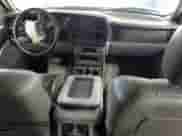 2005 Chevrolet Avalanche LS z VIN 3GNEK12Z95G145422, wystawiony jako Copart lot #81225045 z przebiegiem 199 542 mil mil oraz Szkoda całkowita • Salvage title. Historia ofert i sprzedaży dostępna na DreamBid. Obrazek 8.