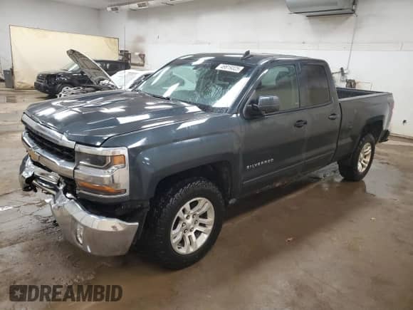 2017 Chevrolet Silverado 1500 LT z VIN 1GCVKREH9HZ157035, wystawiony jako Copart lot #49819325 z przebiegiem 219 651 mil mil oraz Czysty tytuł • Clean title. Historia ofert i sprzedaży dostępna na DreamBid. Obrazek 1.