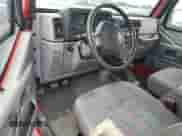 1997 Jeep Wrangler Sport с VIN 1J4FY19S5VP474242, выставлен на аукционе Copart как лот 80219615 с пробегом Не указан миль и Списание • Salvage title. История ставок и продаж доступна на DreamBid. Изображение 8.