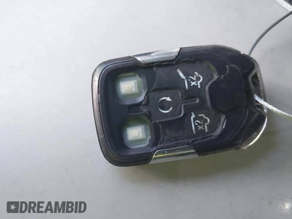 2016 Chevrolet Tahoe LTZ с VIN 1GNSCCKC5GR238013, выставлен на аукционе IAAI как лот 42076966 с пробегом 147 240 миль миль и . История ставок и продаж доступна на DreamBid. Изображение 11.