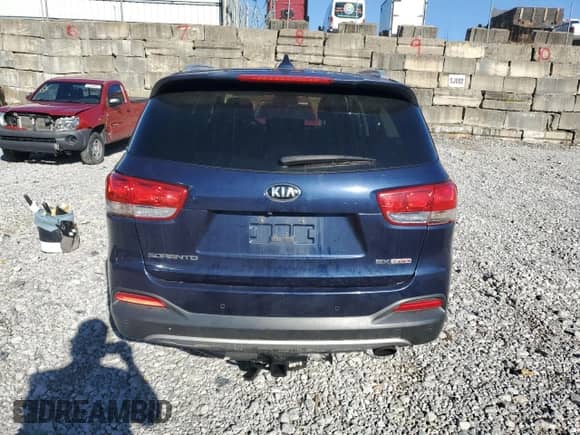 2016 Kia Sorento EX with VIN 5XYPH4A13GG023895, listed as a Copart auction lot 89466295 with 101,746 mi miles and Clean title. Bid and sale history available at DreamBid. Image 6.