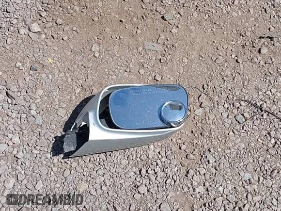 2006 Toyota Camry STD с VIN JTDBE32K963054897, выставлен на аукционе IAAI как лот 42516544 с пробегом 196 037 миль миль и . История ставок и продаж доступна на DreamBid. Изображение 12.